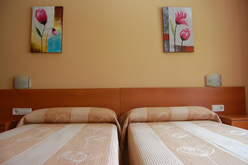 埃普拉特约布里加 卡尔西莱斯旅舍酒店 客房 照片